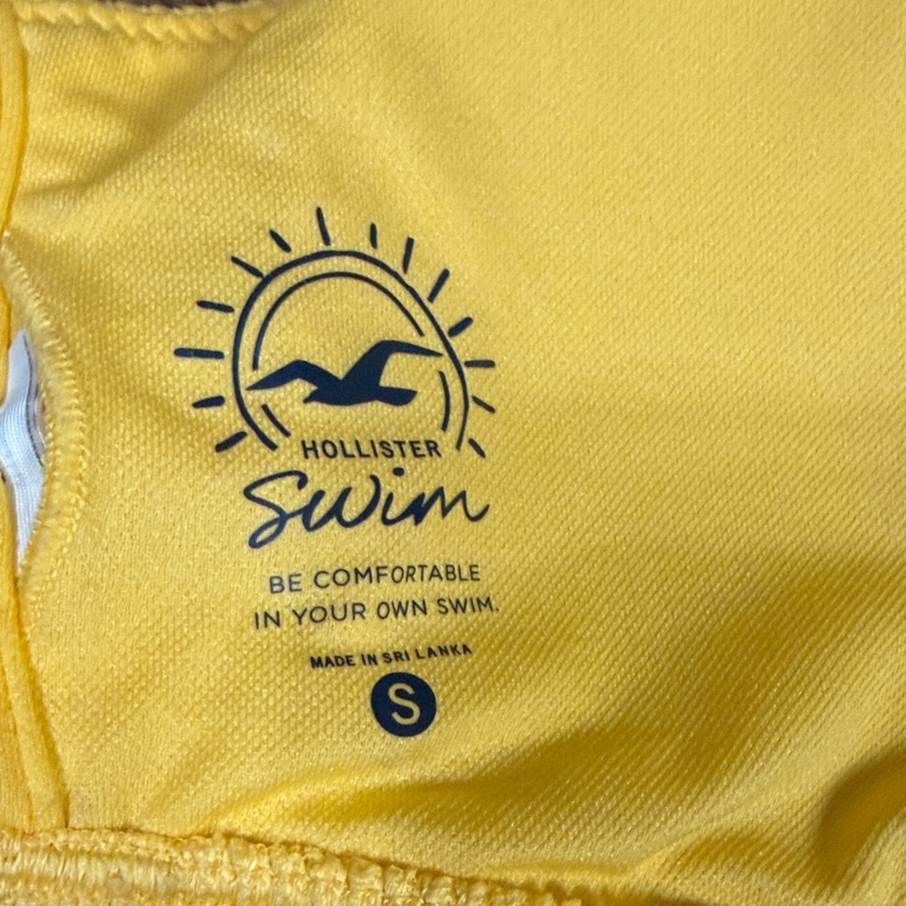 Hollister Yellow Ribbed bikini swim suit top size small - Picture 5 of 5
